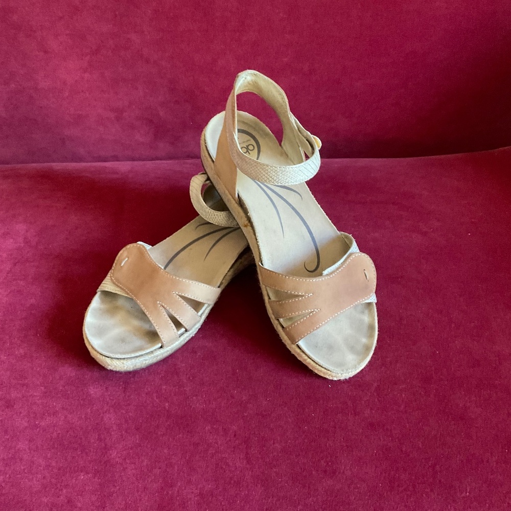 Abeo sandals
